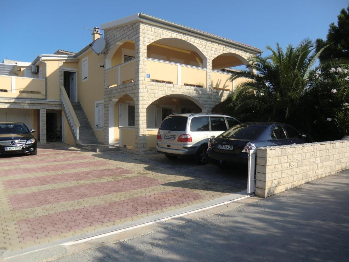 Ferien Haus Evita Auf Insel Vir - Wohnung I ภายนอก รูปภาพ